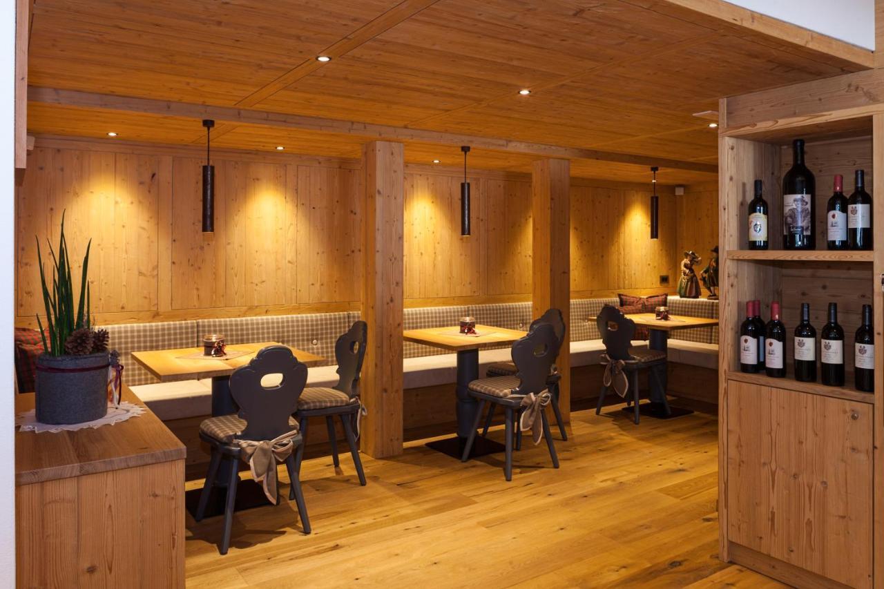 Hotel Belaval Selva di Val Gardena Extérieur photo