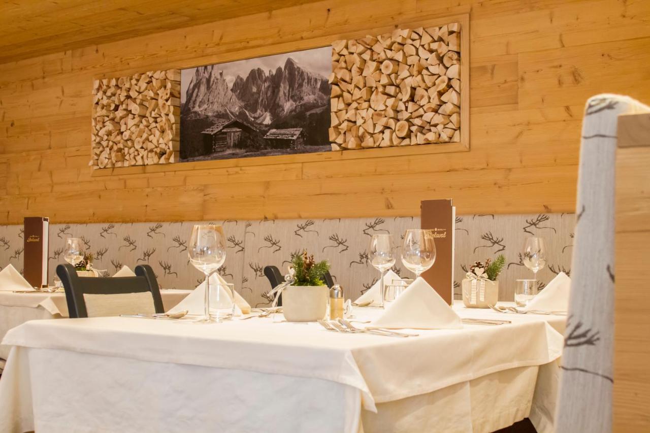 Hotel Belaval Selva di Val Gardena Extérieur photo