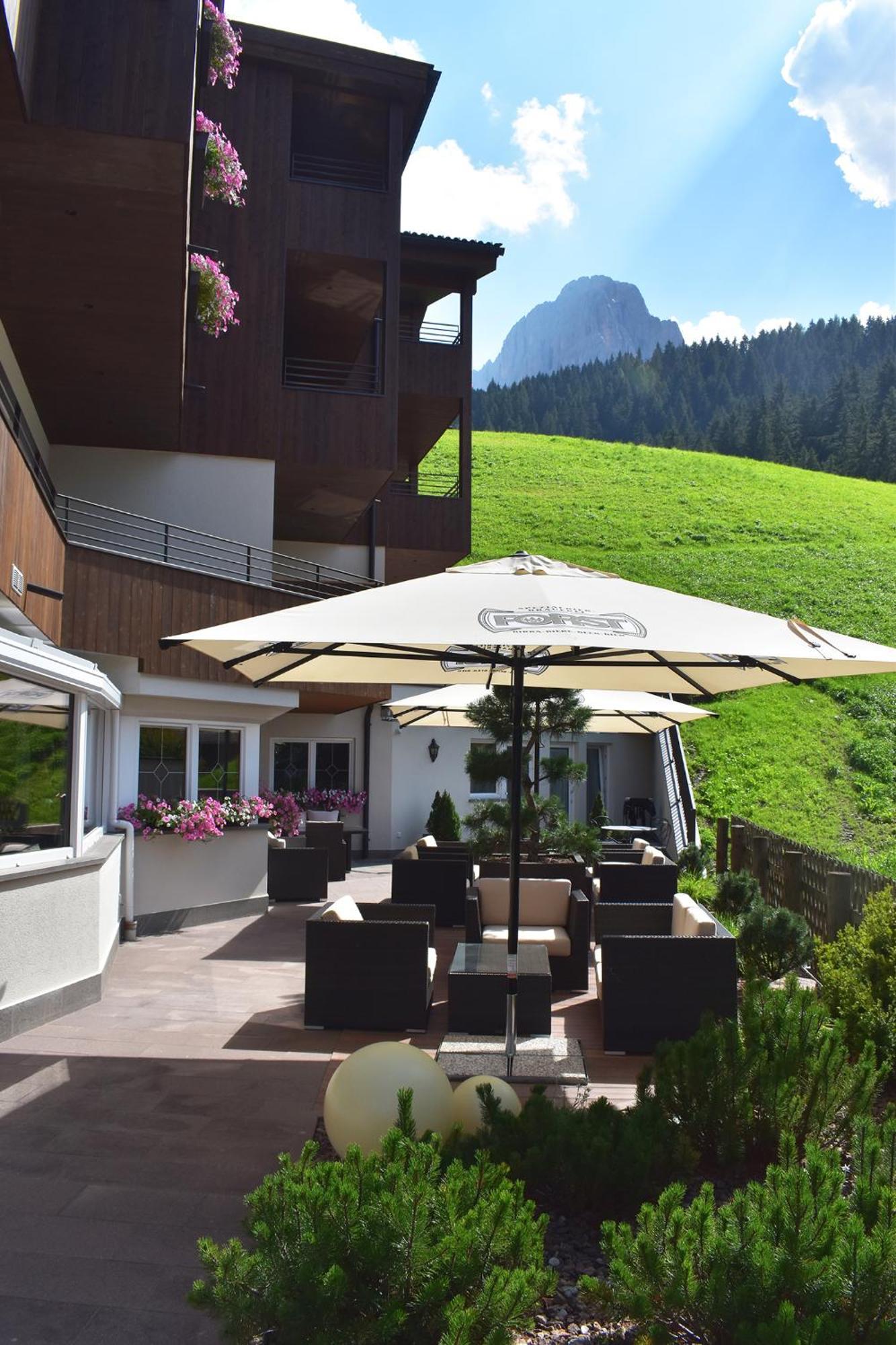 Hotel Belaval Selva di Val Gardena Extérieur photo