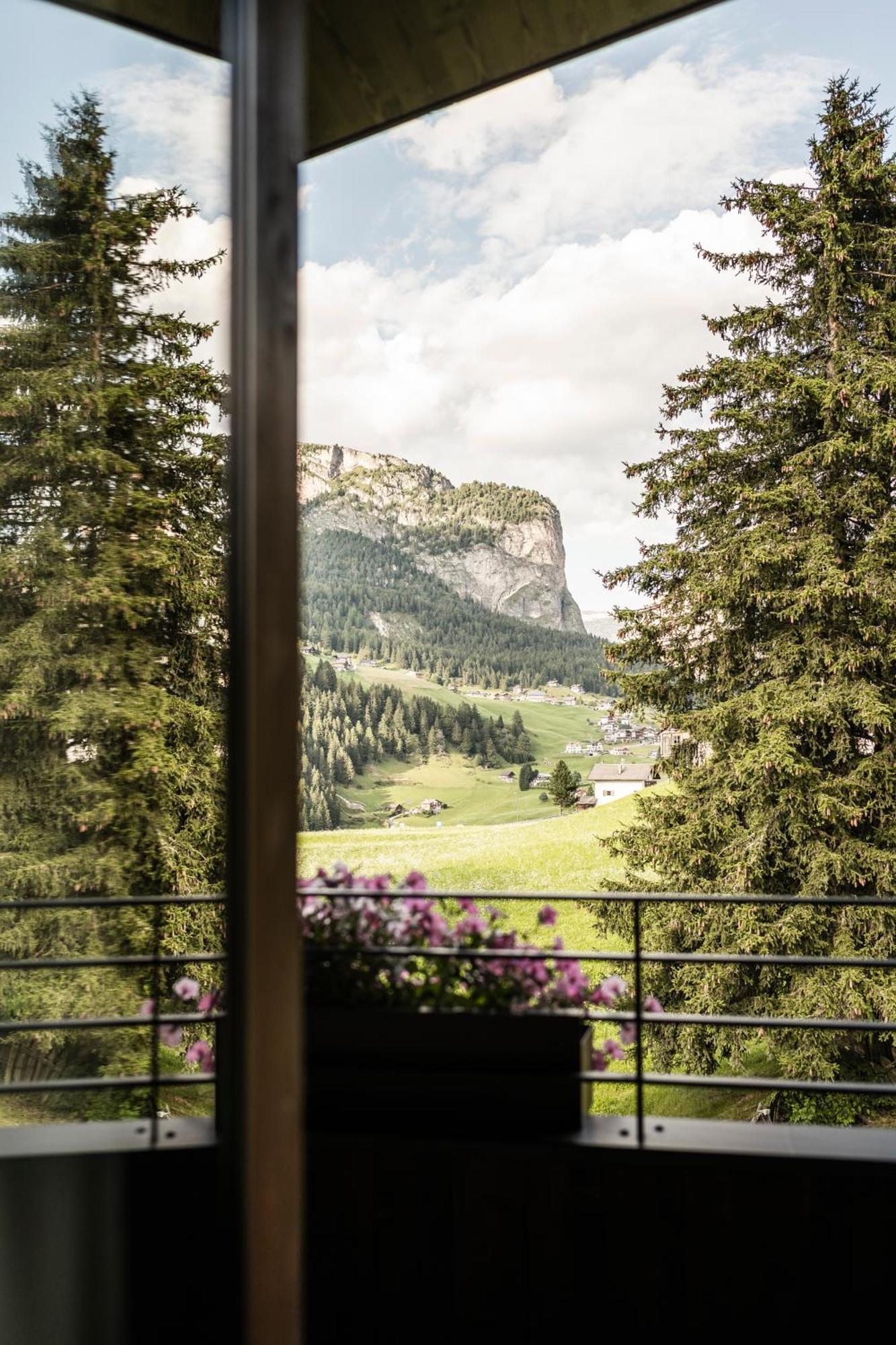 Hotel Belaval Selva di Val Gardena Extérieur photo